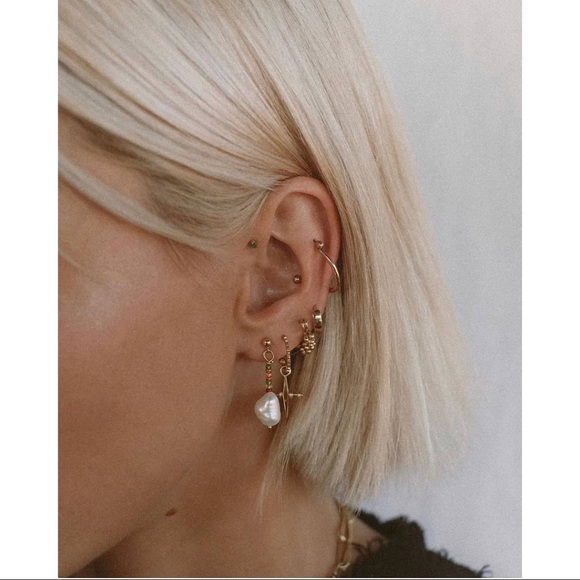 LUV AJ GOLD MINI CROSS EARRINGS DAINTY MEJURI BAUBLEBAR VANESSA MOONEY REVOLVE - Picture 4 of 16